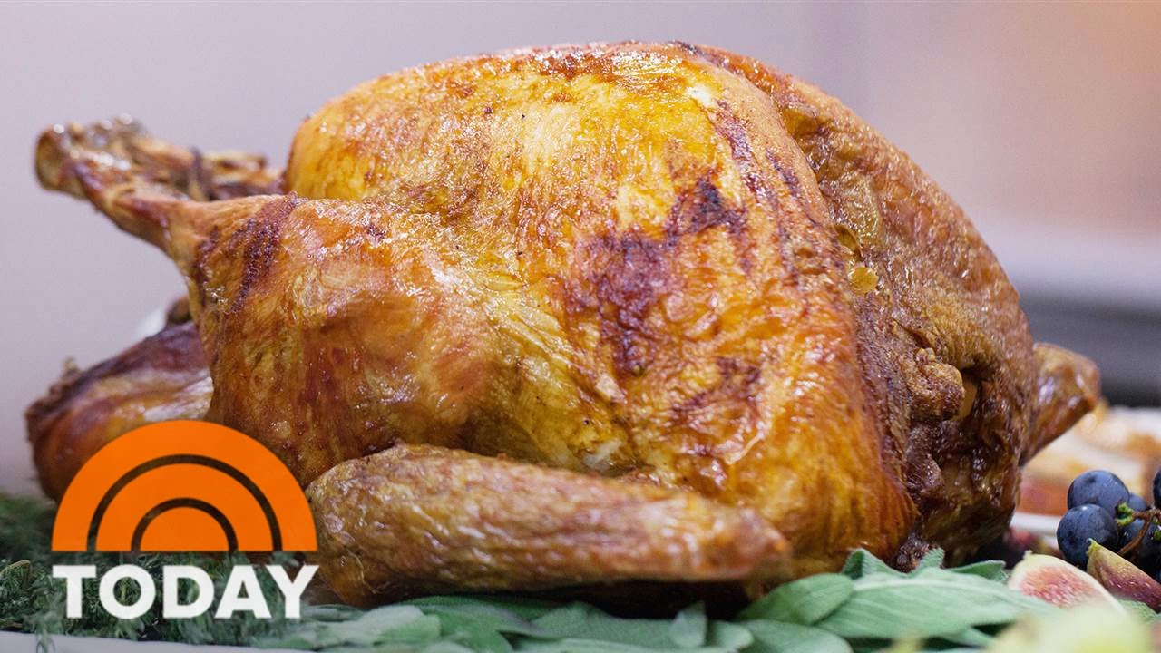 Martha Stewart’s Upside-Down Thanksgiving Turkey With John Besh’s Oyster Dressing | TODAY