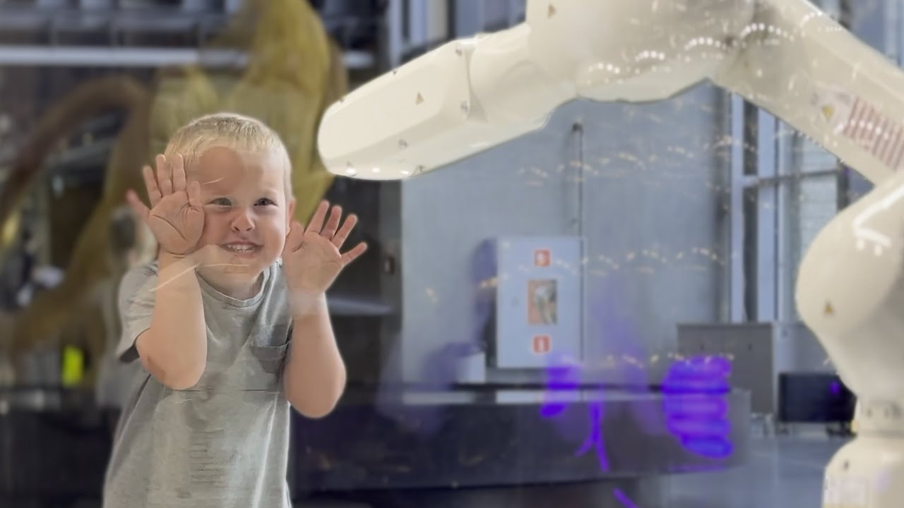 Bringing a Robot to Life in Europe's Largest Science Museum