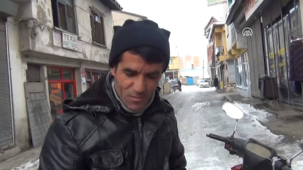 Anadolu Ajansı - Motosiklete zincirli çözüm