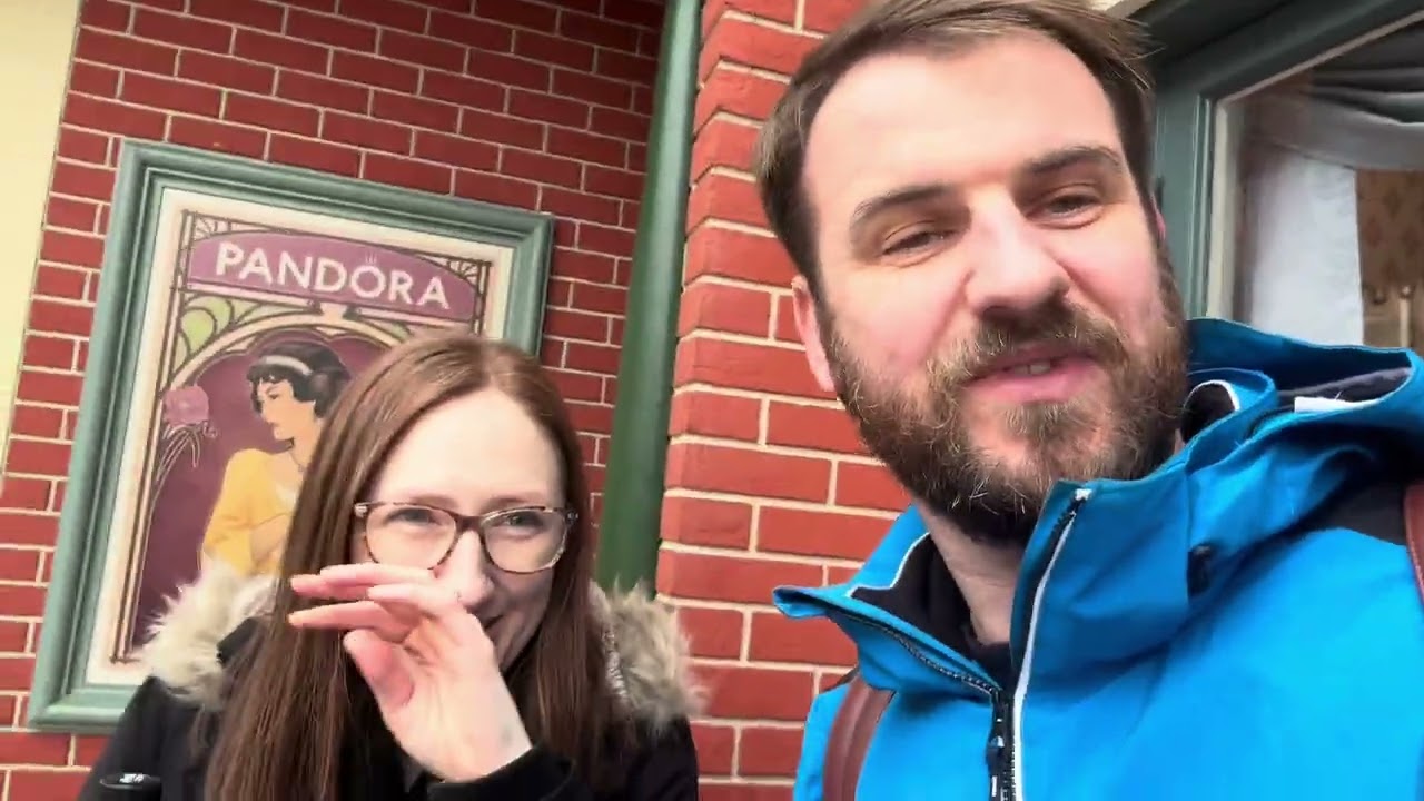 Disneyland Paris with a baby! / Feb 2025 / Walt&rsquo;s restaurant / Fur De Lys Bar