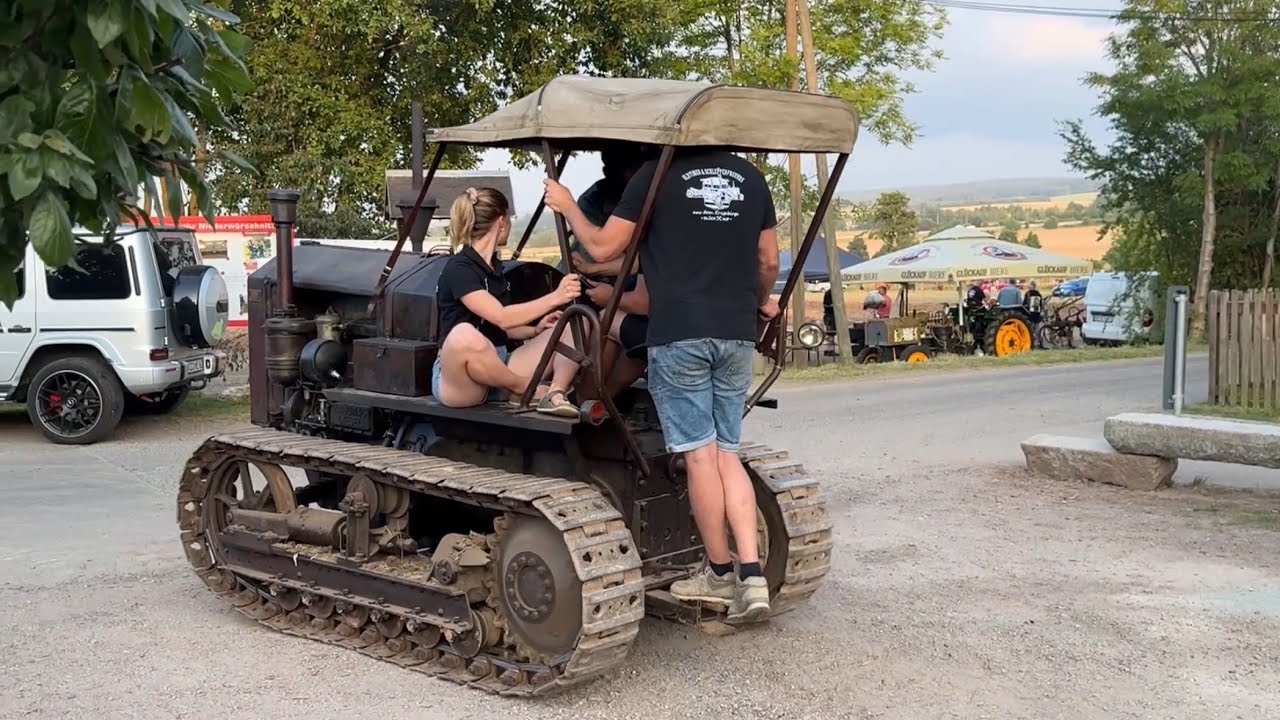 Hanomag K50 Raupe im Einsatz. Kein Lanz Bulldog, Deutz, Schlüter, ZT, Zetor