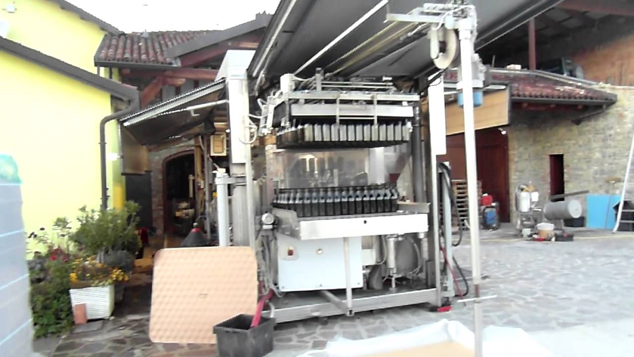 Imbottigliamento Mobile a Domicilio Enopiù.MP4
