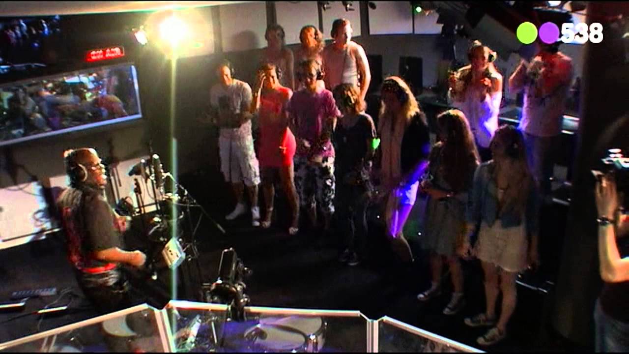 Trafassi - Wasmasjien Live bij Frank en Vrijdagshow