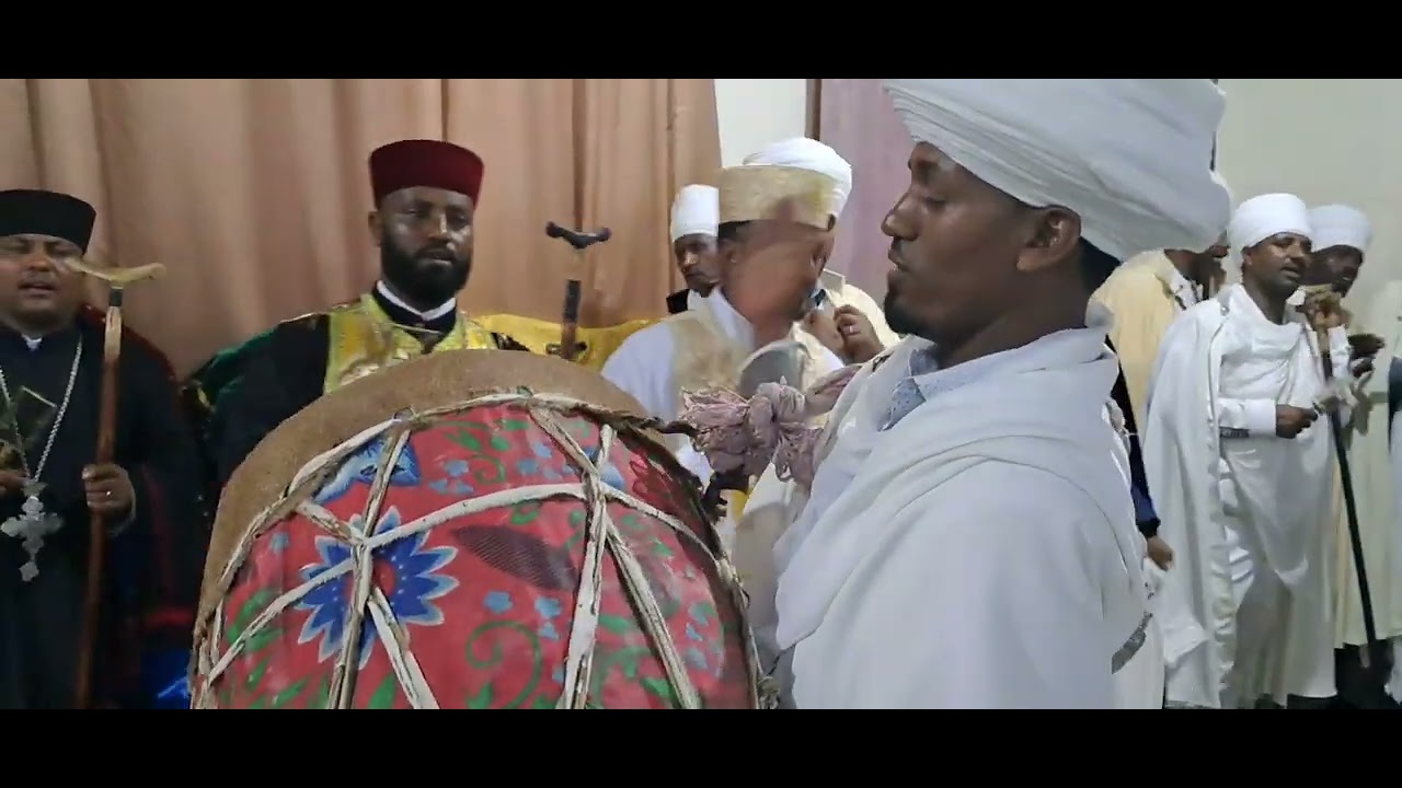 ወትቤሎ ይኩነኒ (2) በከመ ትቤለኒ ይኩነኒ(2)