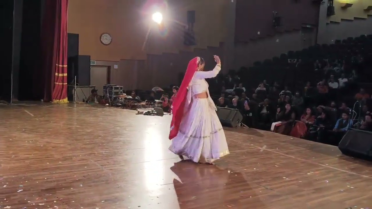 Ek radha ek meera / diwani mastani dance performance 