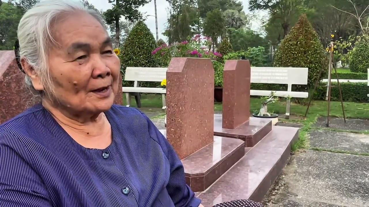 Má 5 Viếng Nghĩa Trang Liệt Sĩ ( 2026)