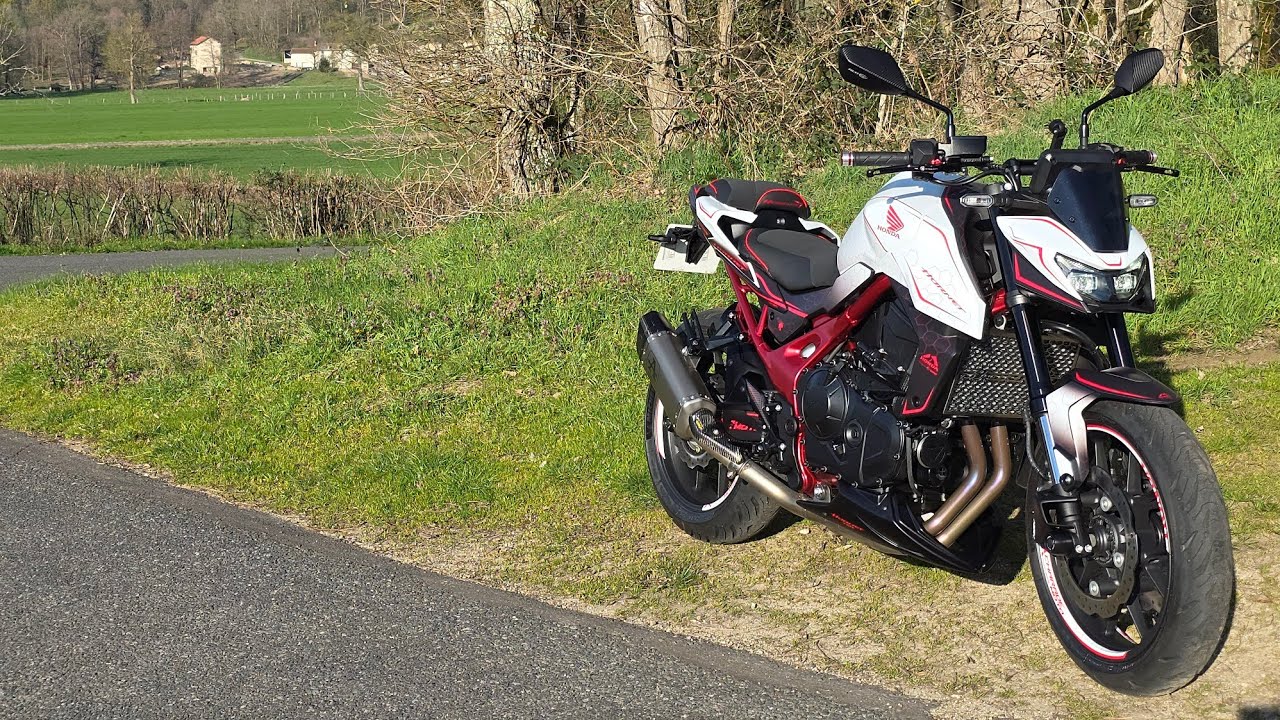 Honda Hornet 750 Custom