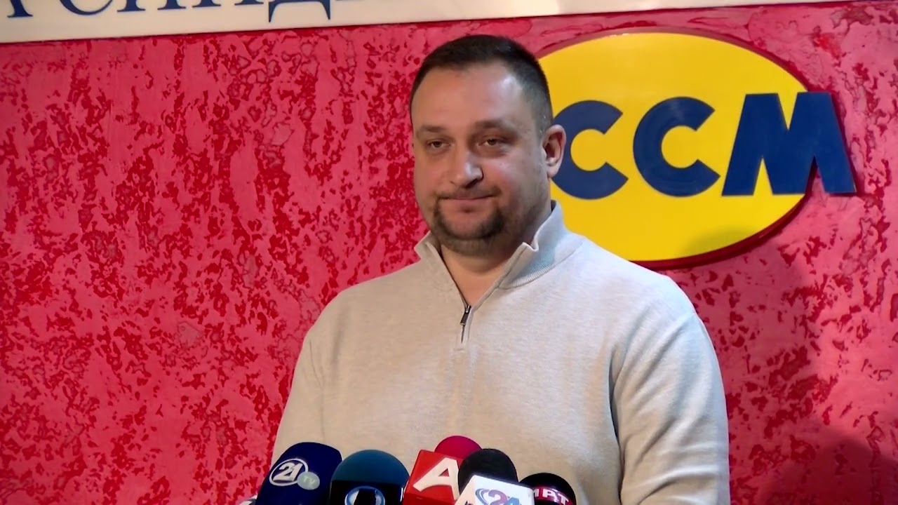 Мицкоски смета и дека јавноста е изманипулирана во однос на минималната синдикална кошничкa