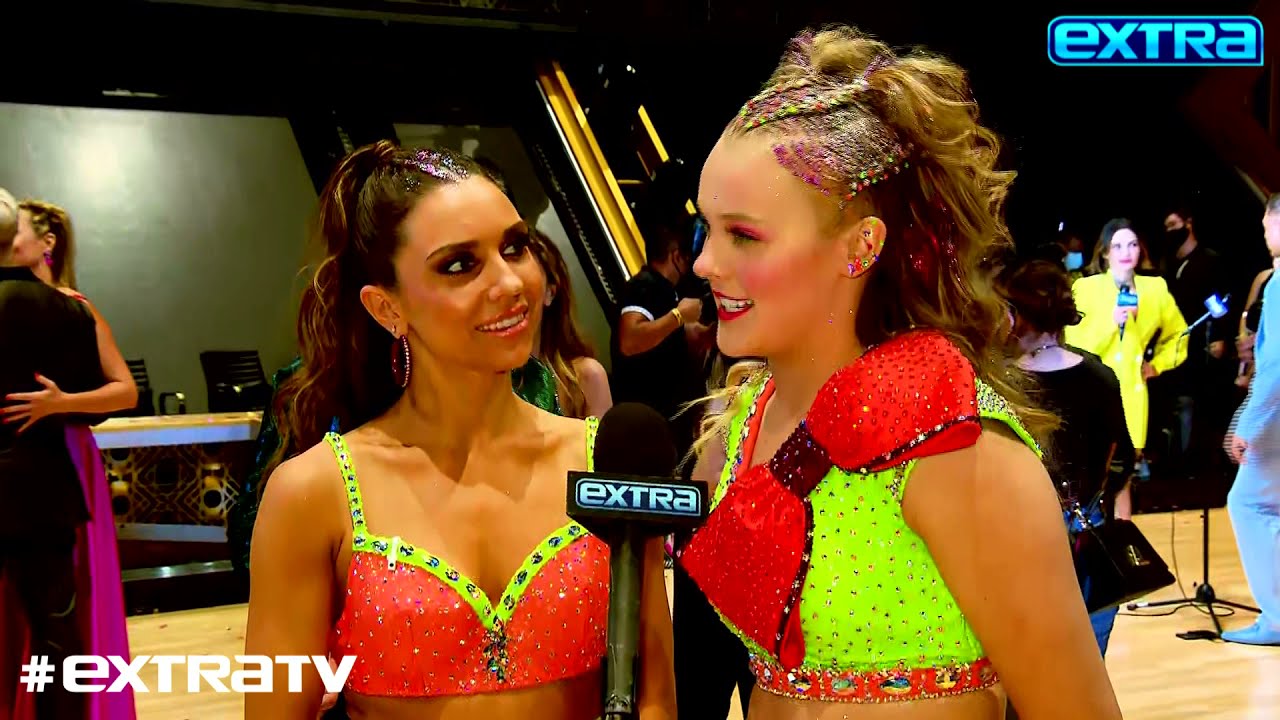 JoJo Siwa & Jenna Johnson on Their History-Making Moment on ‘Dancing with the Stars’