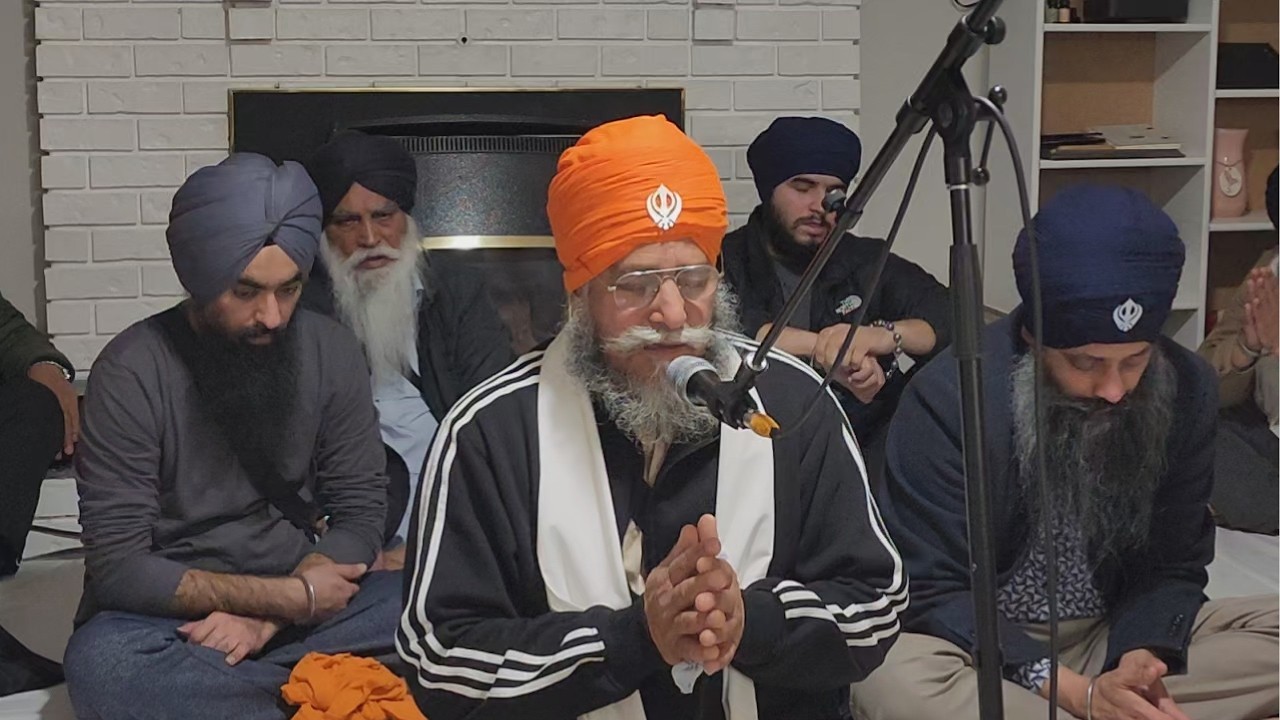 02 ਮਾਨੁਖੁ ਬਿਨੁ ਬੂਝੇ ਬਿਰਥਾ ਆਇਆ Maanukh Bin Boojhe Bhai Sukhwinder Singh JI