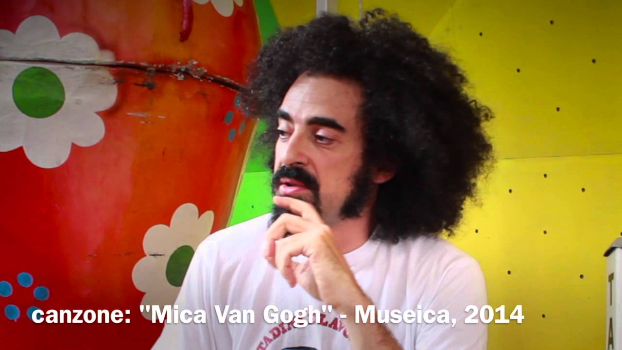 Intervista  a Caparezza