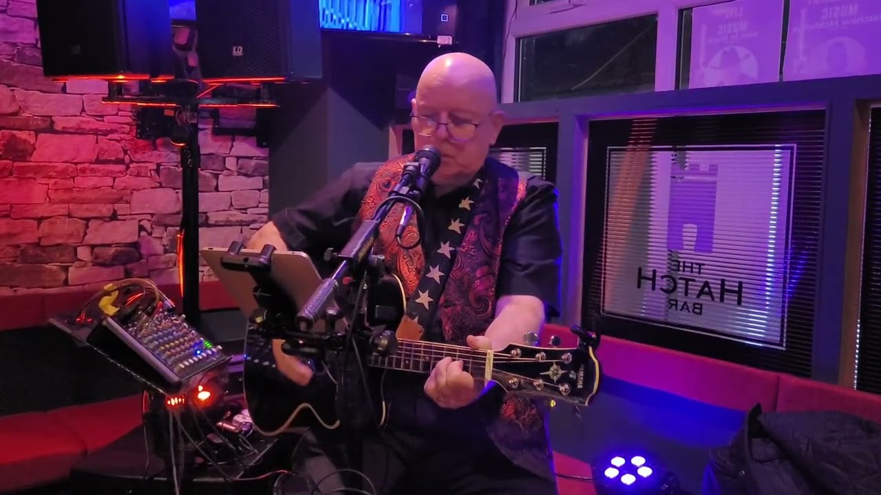 The Man In Black singing Hills of Donegal in The Hatch Bar Ardee - 14th February 2026