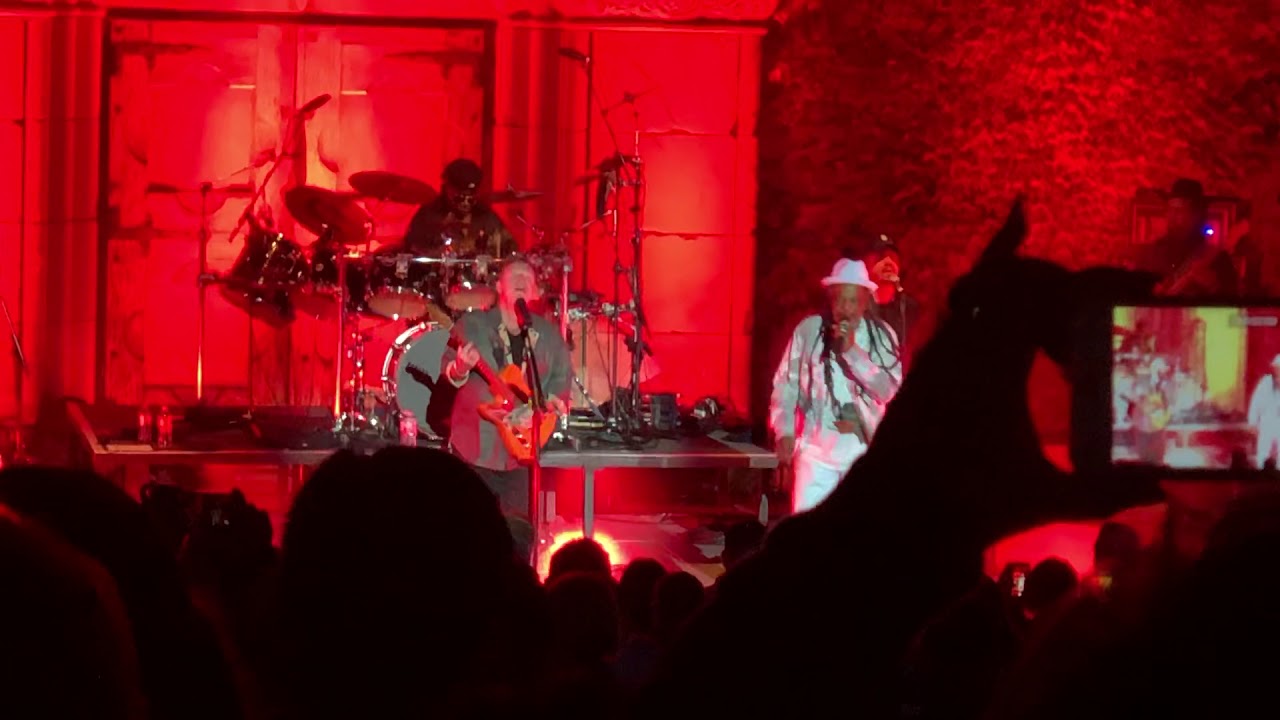 UB40 - Red Red Wine - Live
