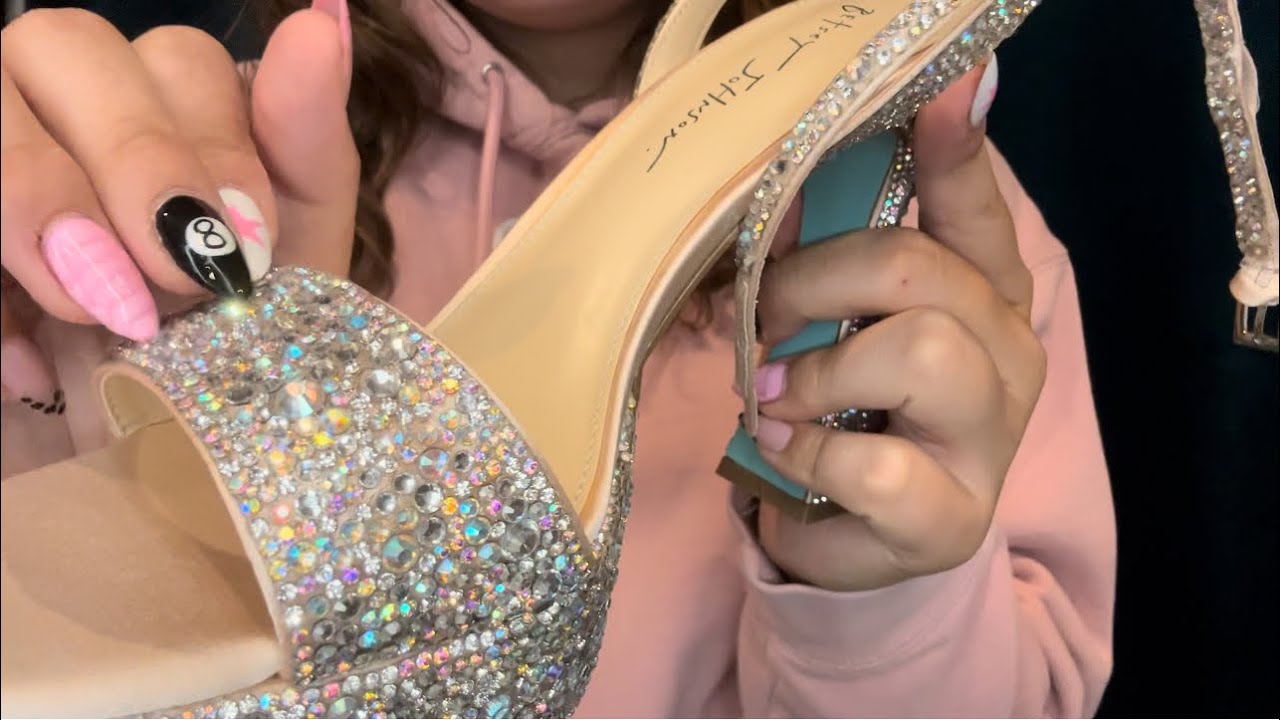 ASMR lofi tapping and scratching on my moms shoe collection ✨