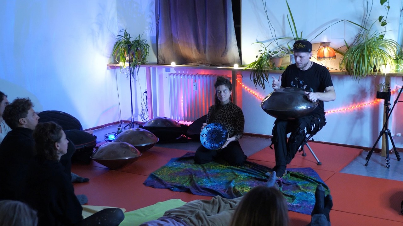 Handpan Freestyle Jam in Berlin. Alex Streletz