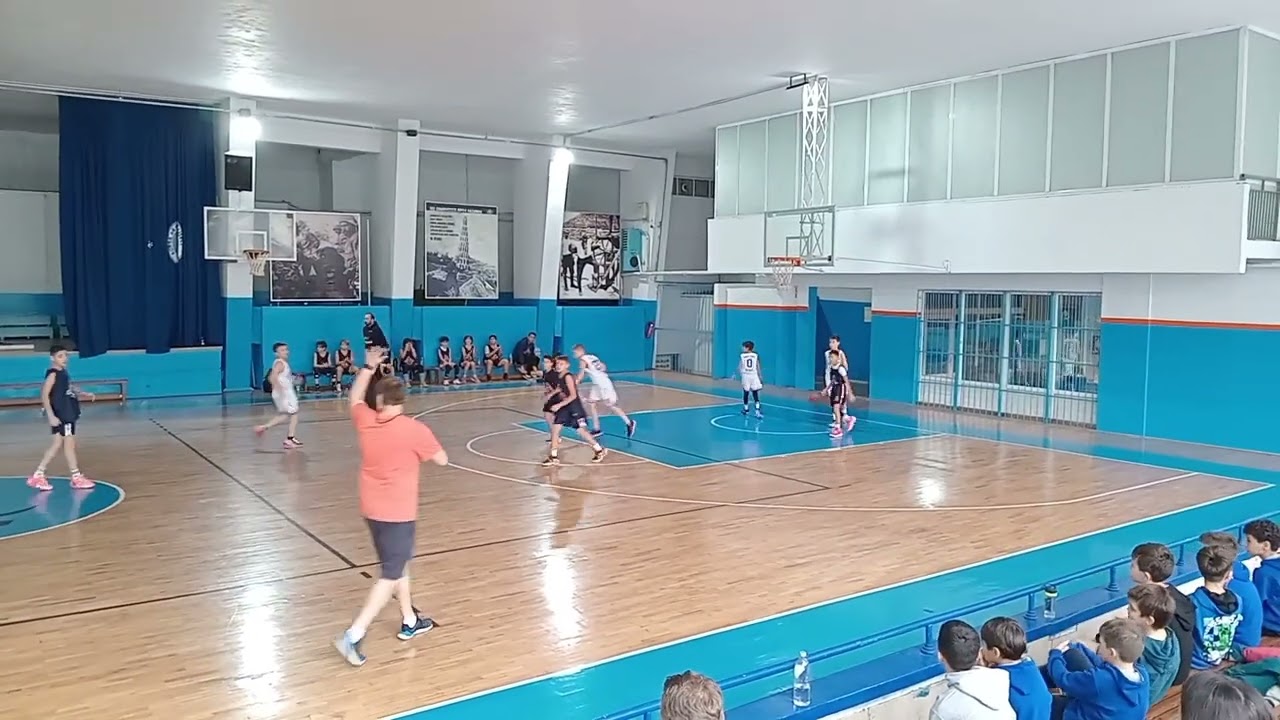 Yeşim Spor U12 - İzmir Demir Amiraller U12 Hazırlık Maçı. 1. Periyot.