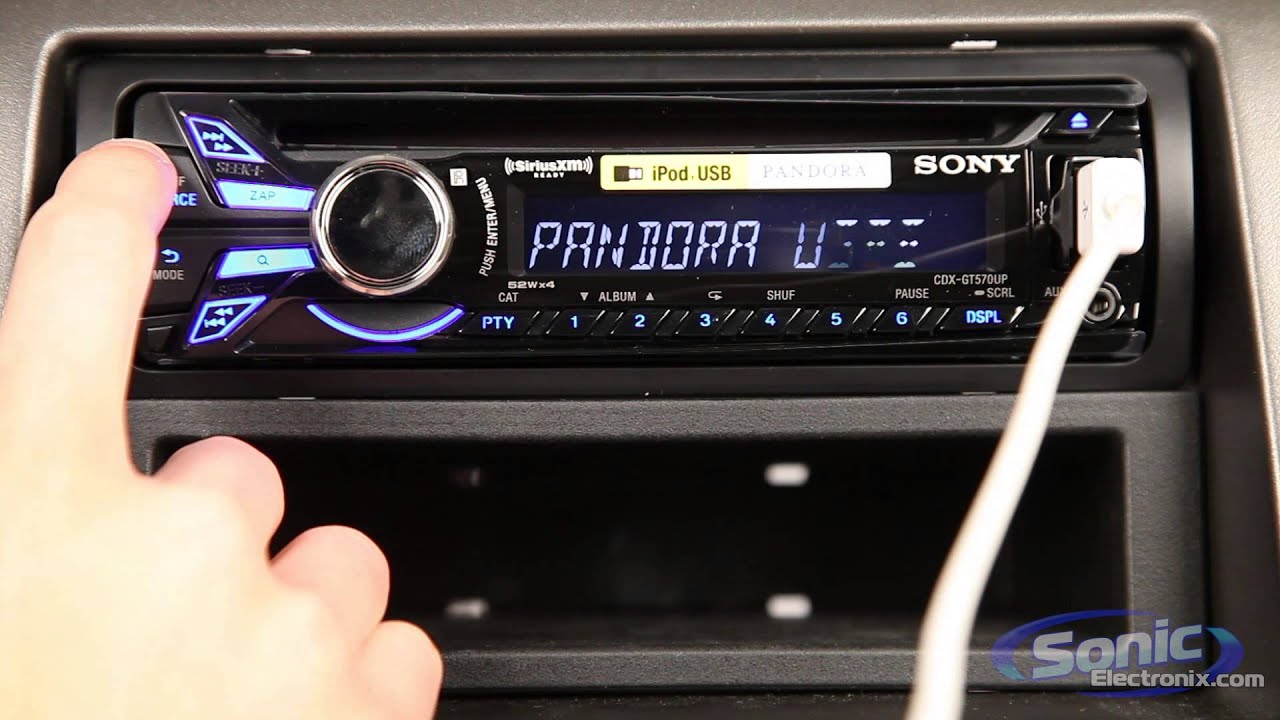 Автомобильный стереоресивер Sony CDX-GT570UP с CD/MP3/USB-проигрывателем в приборной панели