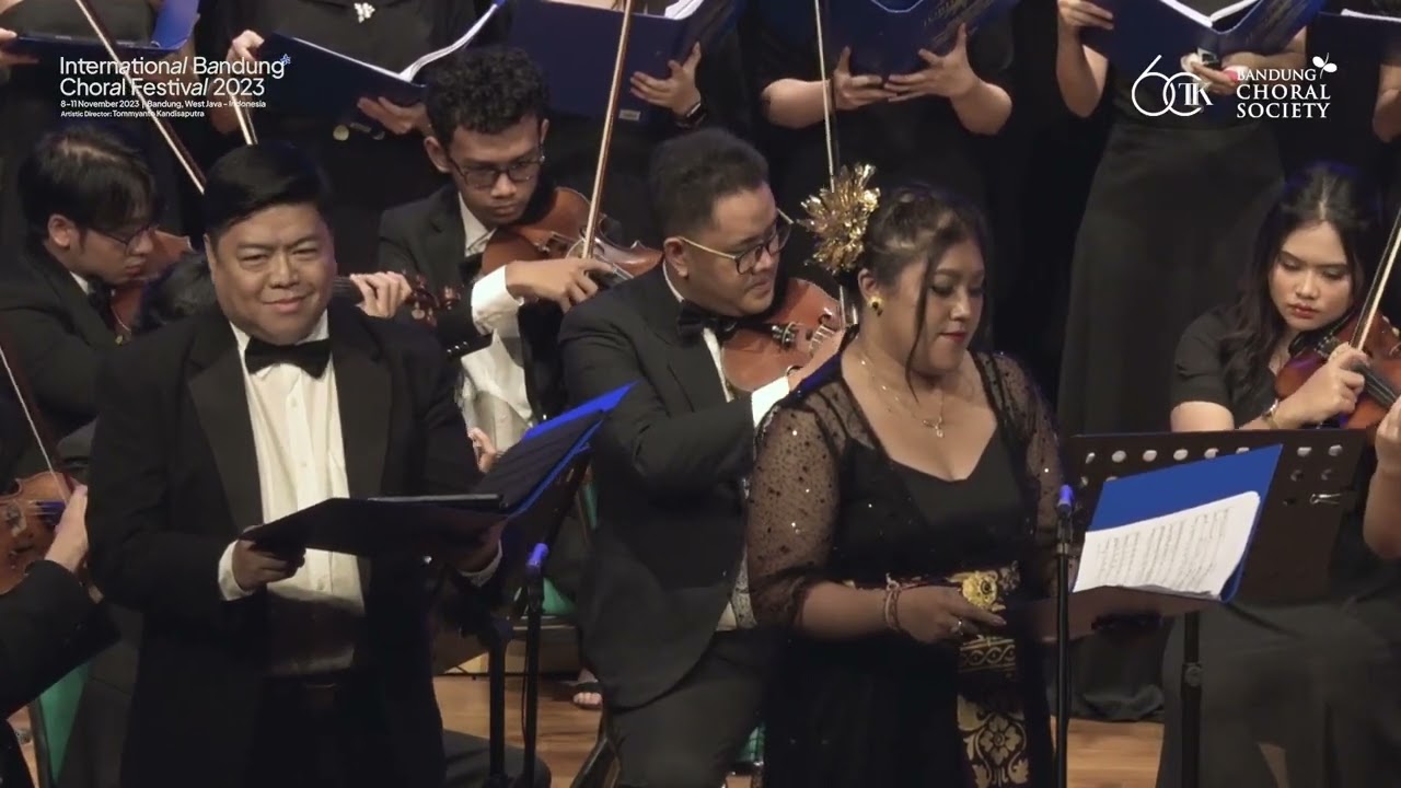 Studio Cantorum Choir Bandung & Orchestra - Jubilate Deo by Dan Forrest [Complete]