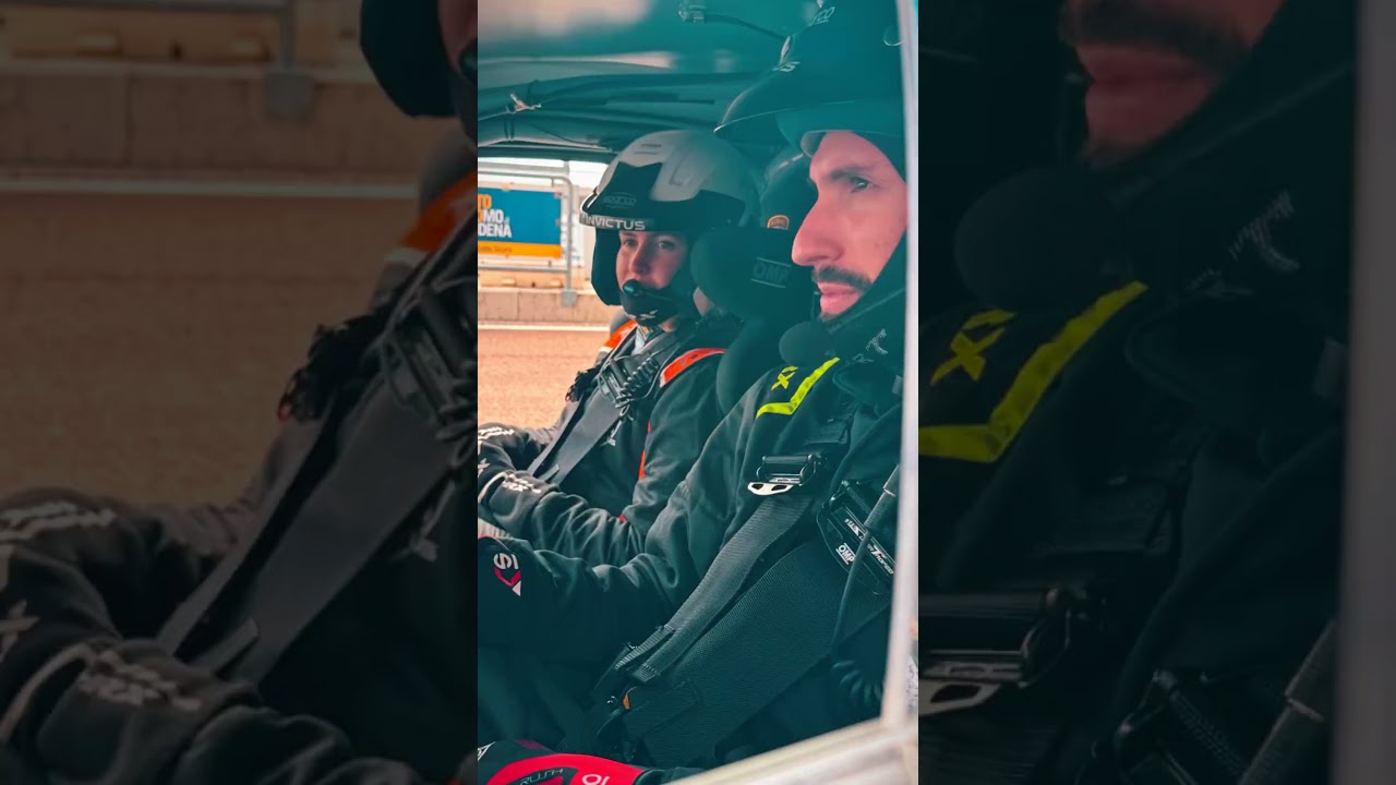 Samu Castillejo drive a Race Cars with Invictus Corse | Ferrari & Lamborghini in Modena
