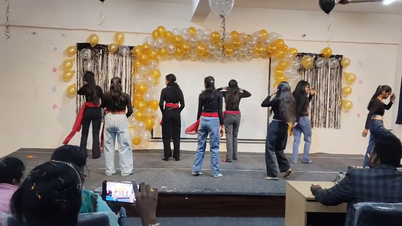 Remix songs dance performance in college #bestyoutuber #love #love #highilts #song 