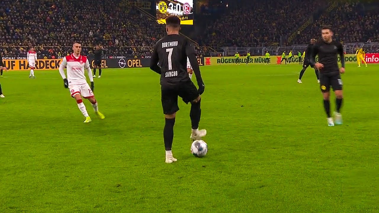 The Game That Made Manchester United Buy Jadon Sancho