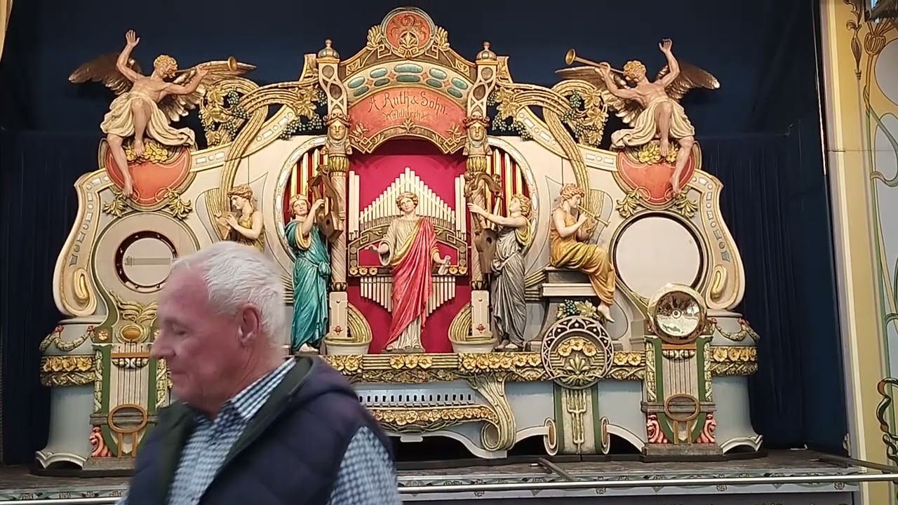 Oide Wiesn 2024 38er Ruth Konzertorgel