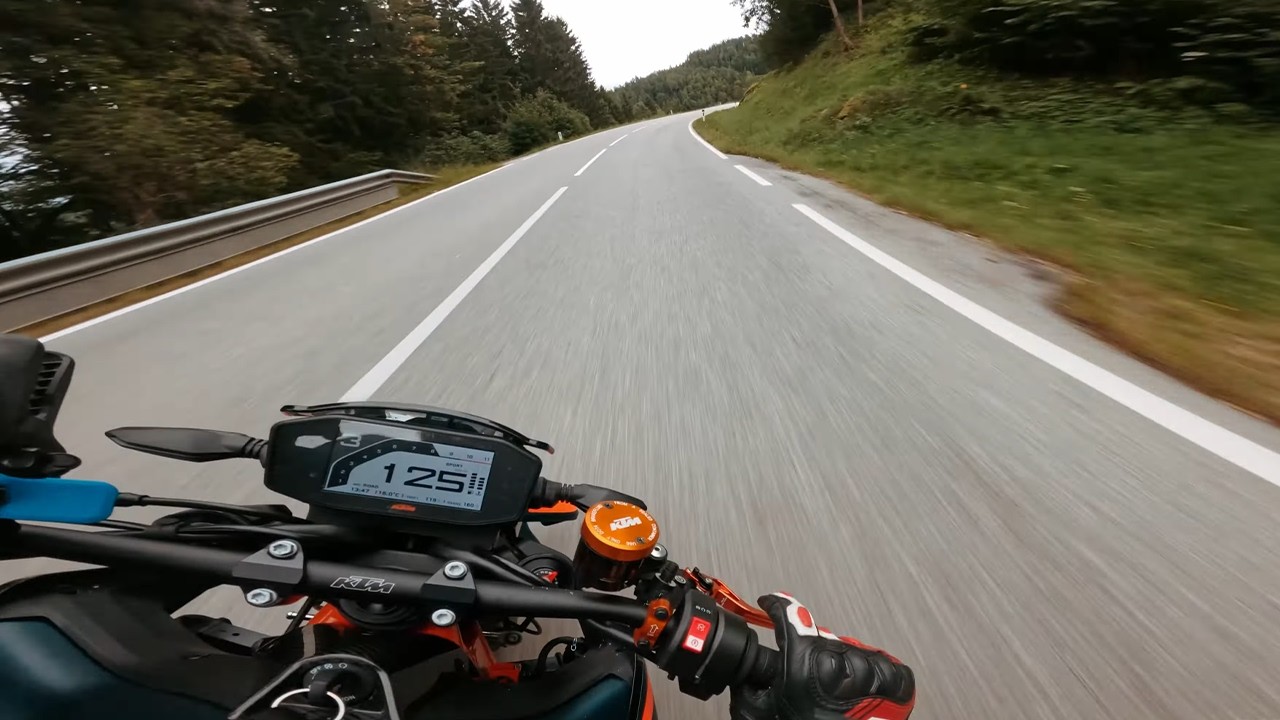 KTM DUKE 890 R - PURE SOUND 💥 Akrapovic #duke890r