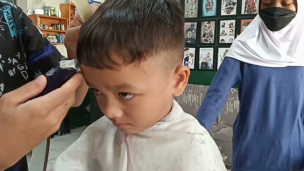 First Time‼️ Akhirnya Berani cukur di Barber Shop di Umur 5 Tahun Setelah banyak Drama Utk di Bujuk