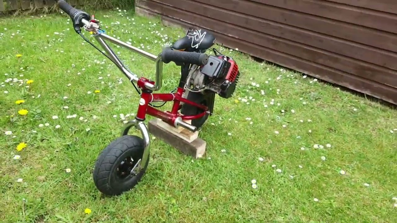 50cc mini BMX with flyby