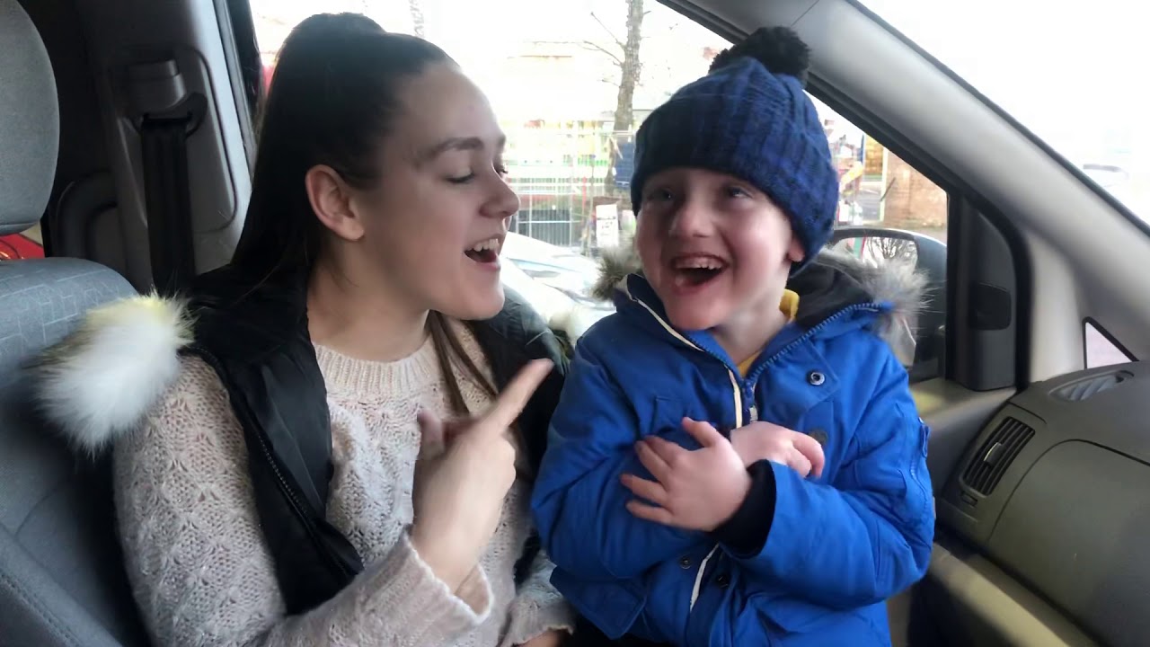 Sign along with us - Healthy Makaton - Jade and Christian Kilduff