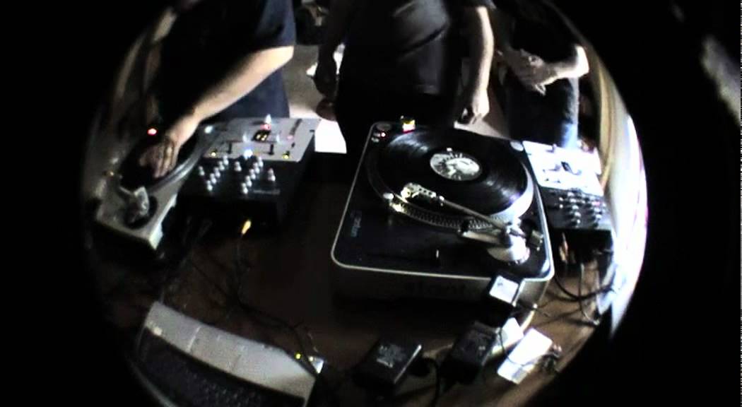 Beat4Battle TV Episode 3 - DJ Denjah-D, G-Sus & Handy Scratch Freestyle Part 1