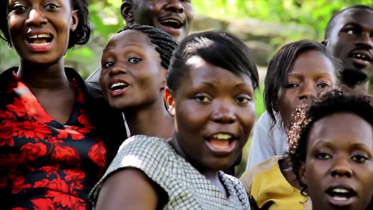 NTINDA YOUTH CHOIR //Kwagala Kwa Yesu