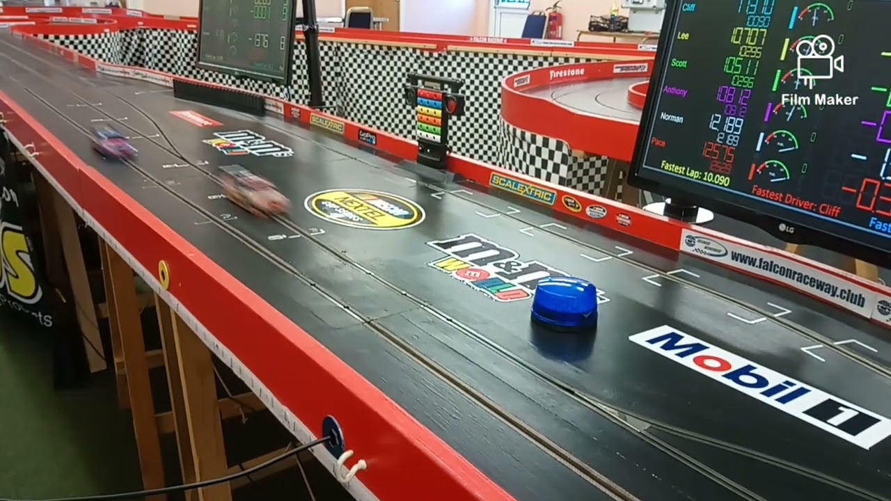 scalextric digital at falcon raceway