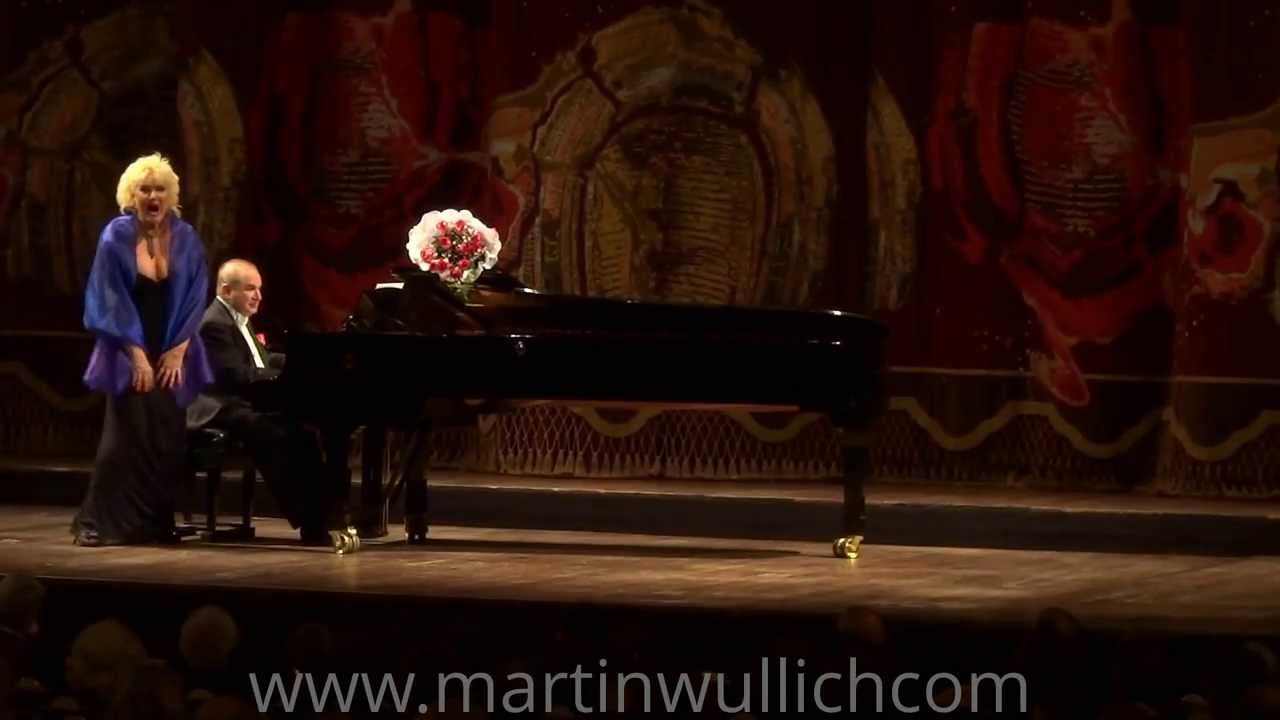 KARITA MATTILA - Satumaa - www.martinwullich.com