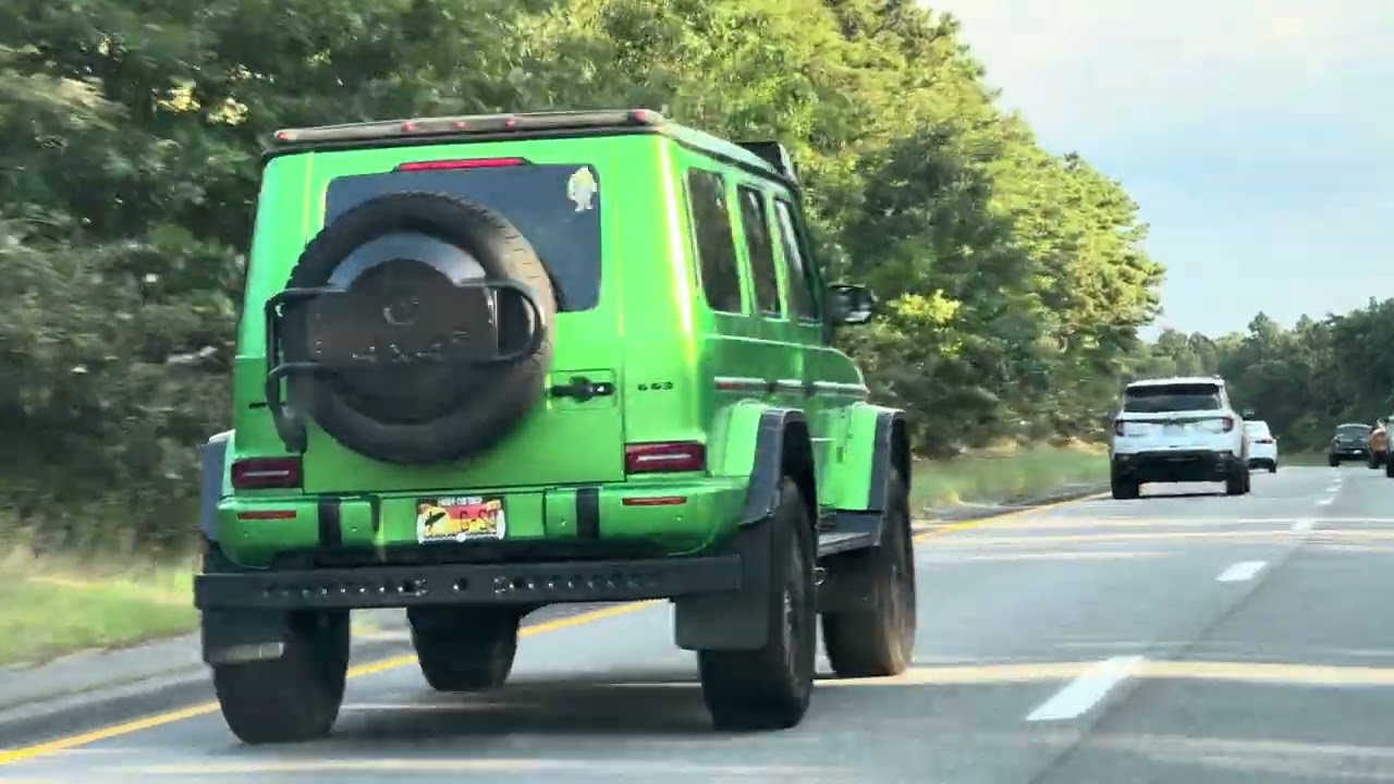 Hulk Green Mercedes G63 AMG 4x4 Squared cruising