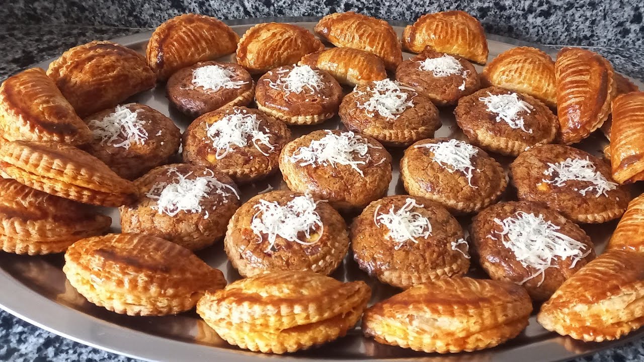 جوج مملحات بالعجين السحرية 😍 بحشوتين مختلفتين 😋 اينسيوكم في المملحات الي سبق ليكم حضرتو👌🏻