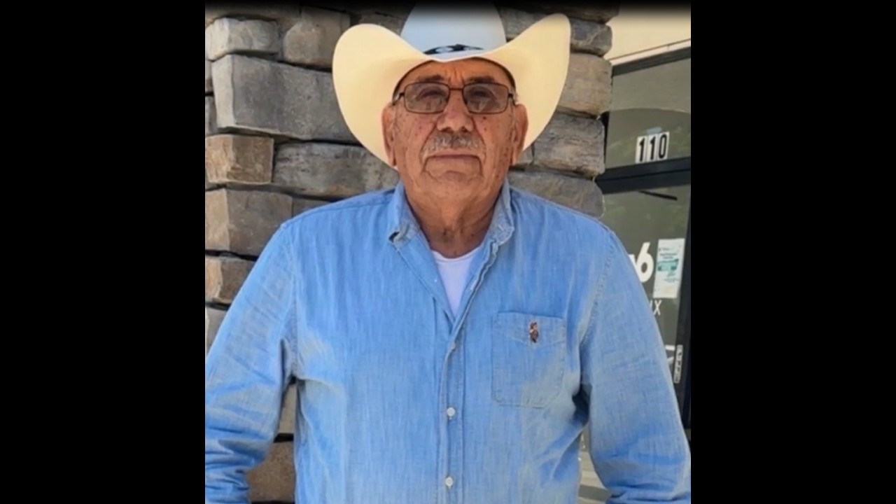 Corrido de Rafael Villa- Karaoke