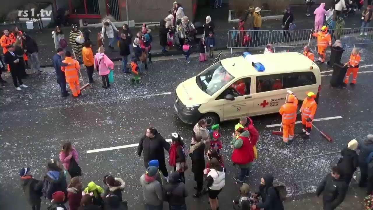 Rosenmontagsumzug der Lenneper Karnevalsgesellschaft 2024