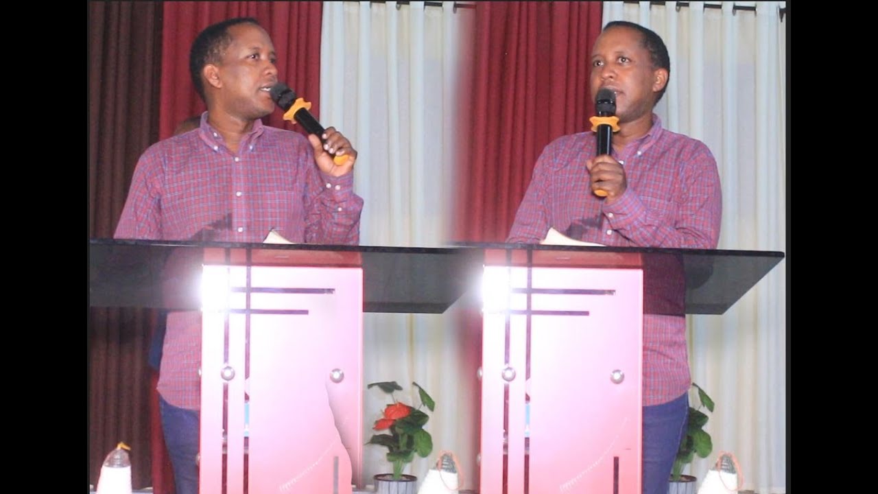 Baguranye ubutware bwabo ibitukura, DR. SAM: Ibaze kwanga kuyobora igihugu ukabigurana igipangu.