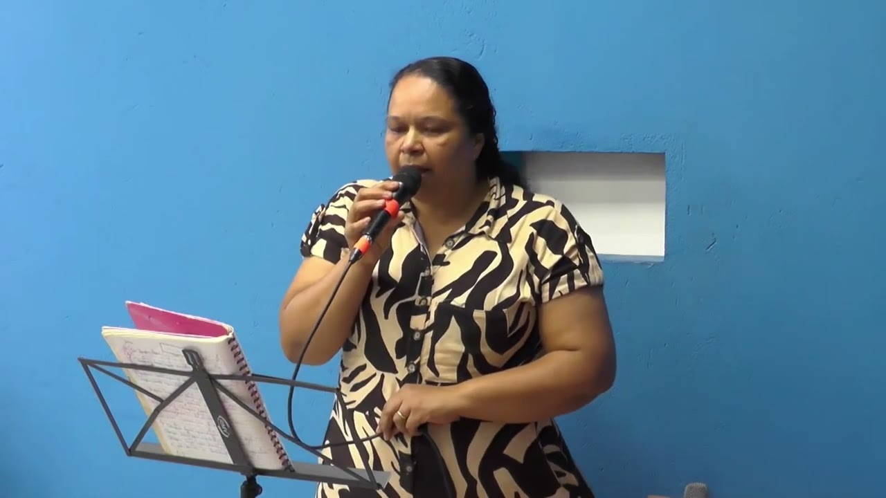 Maior é Deus - Keila Martins | Tabernáculo da fé Minaçu GO / Pr. Adiel Martins 