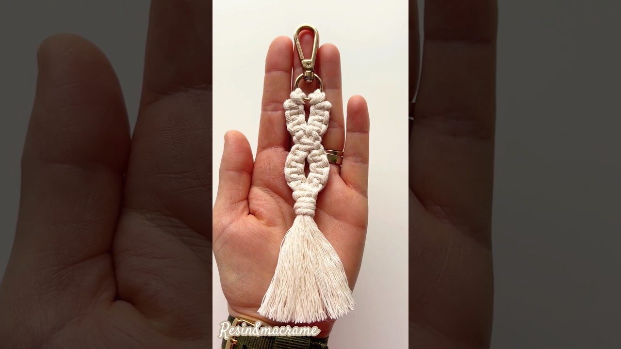 DIY Easy Macrame Keychain Infinity Pattern for Beginners #crafts #tutorial #keyring #boho #bagcharm