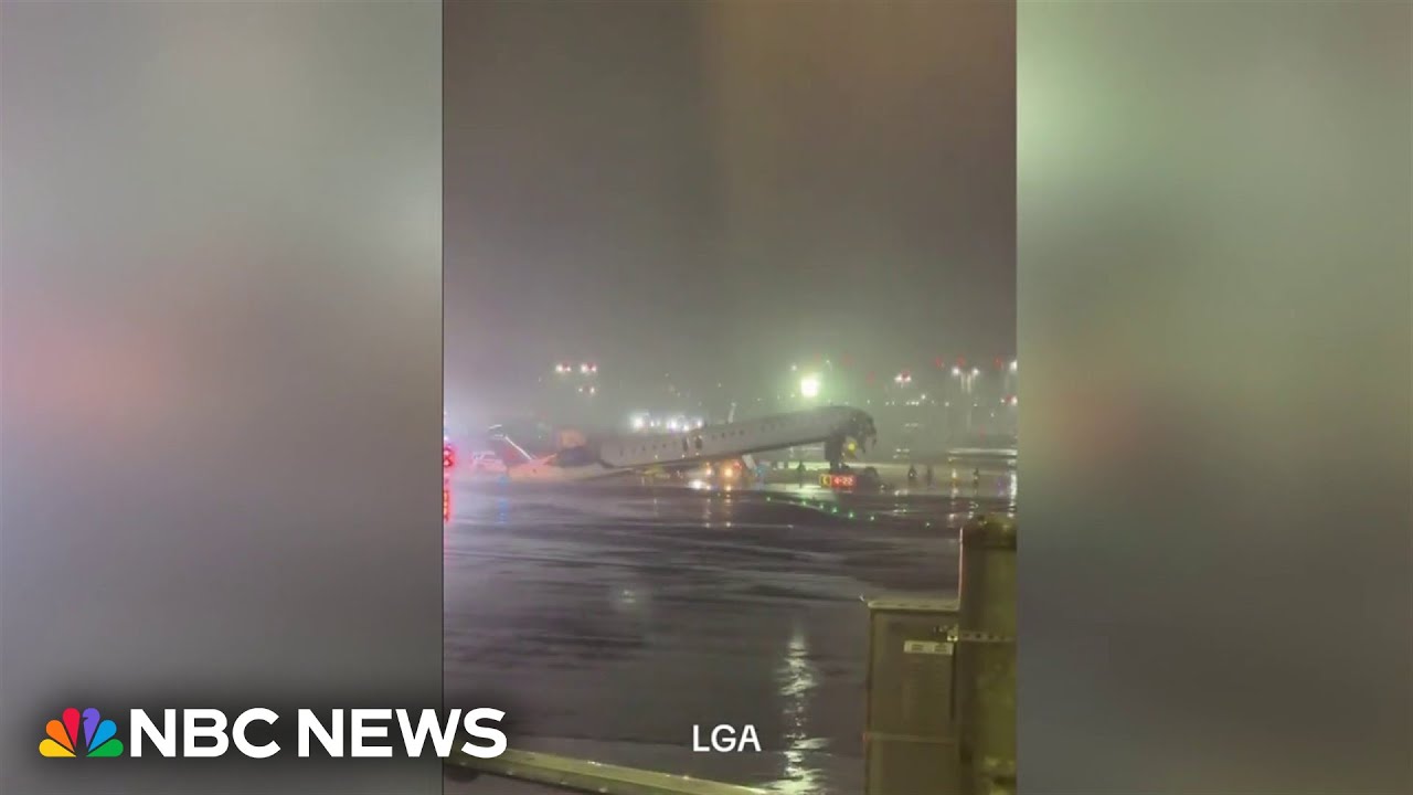 4 injured after Air Canada plane collides with vehicle at New York's LaGuardia Airport