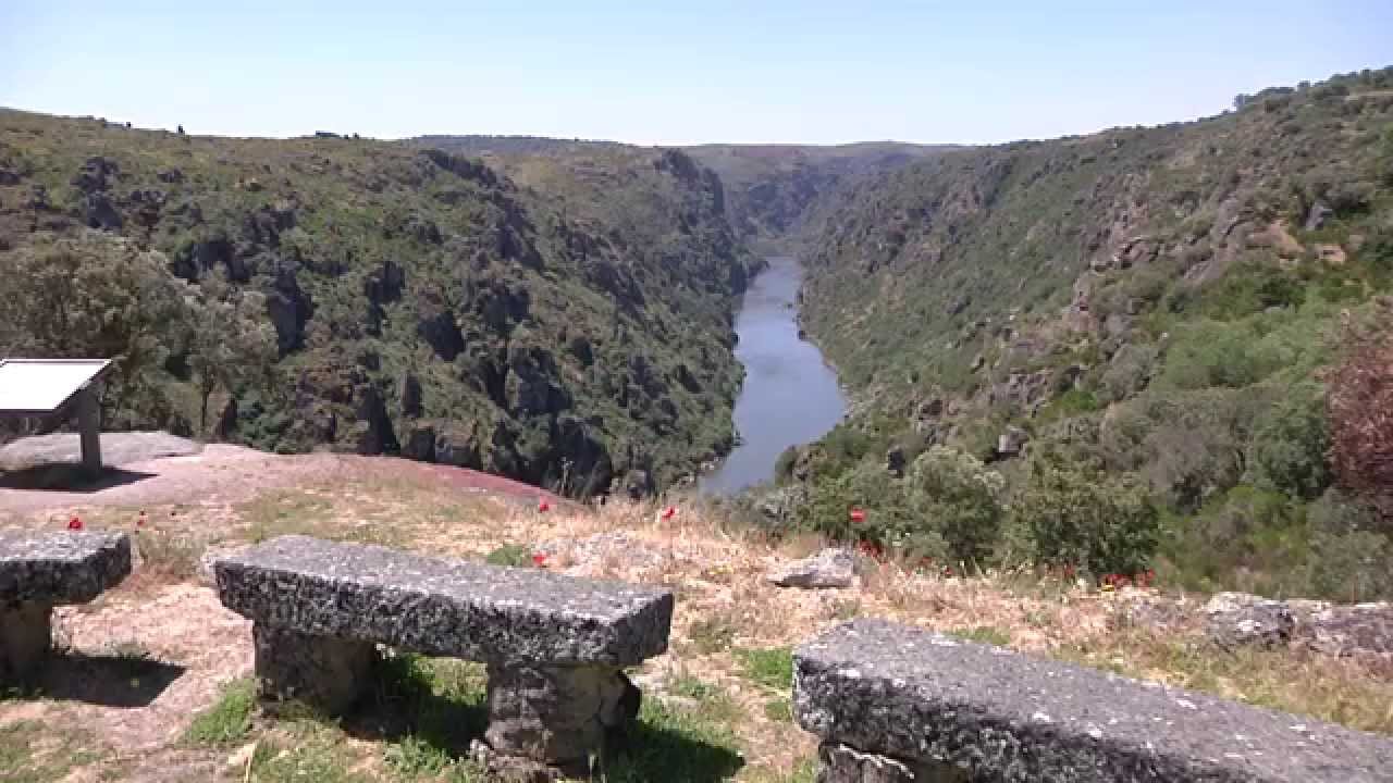Miranda do Douro   Castros e Miradouros
