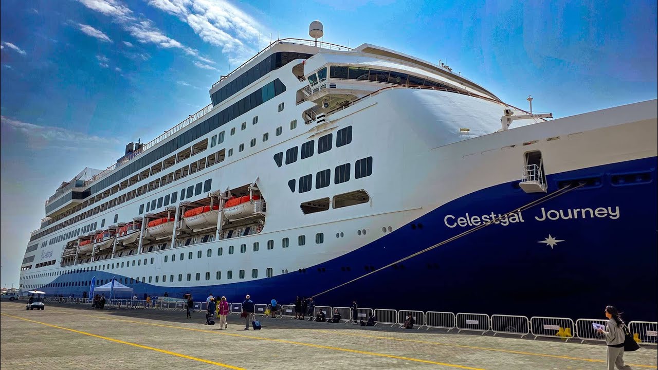 Обзор круизного лайнера Celestyal journey каюта категории Сьют