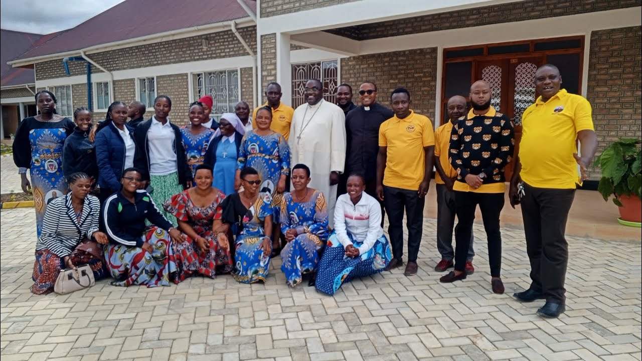 Utapenda Wafanyakazi wa Bishop's House Iringa wamtembelea ask. Vincent Mwagala wa Jimbo la Mafinga