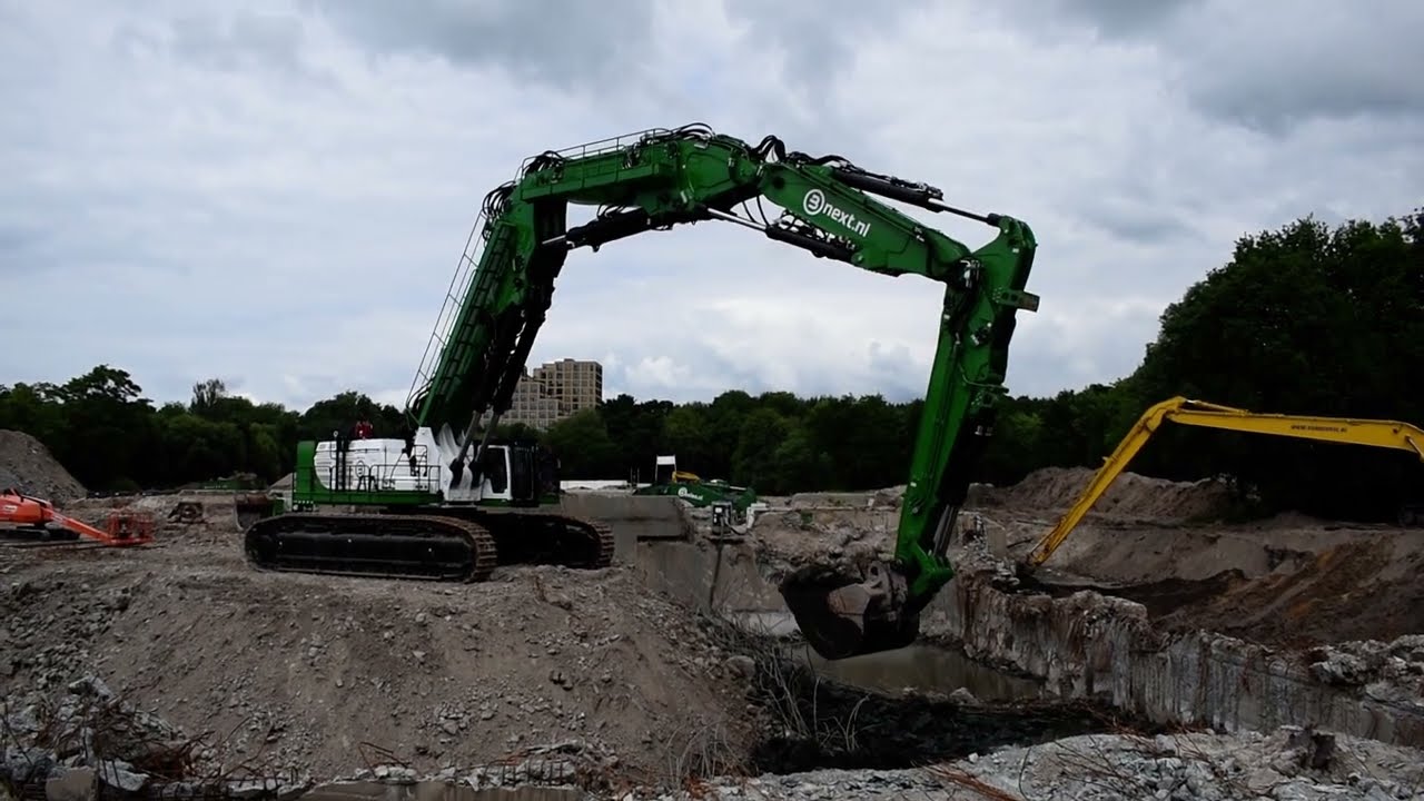 STC HD 260 Demolition excavator of Bnext.nl (now Adex Groep)