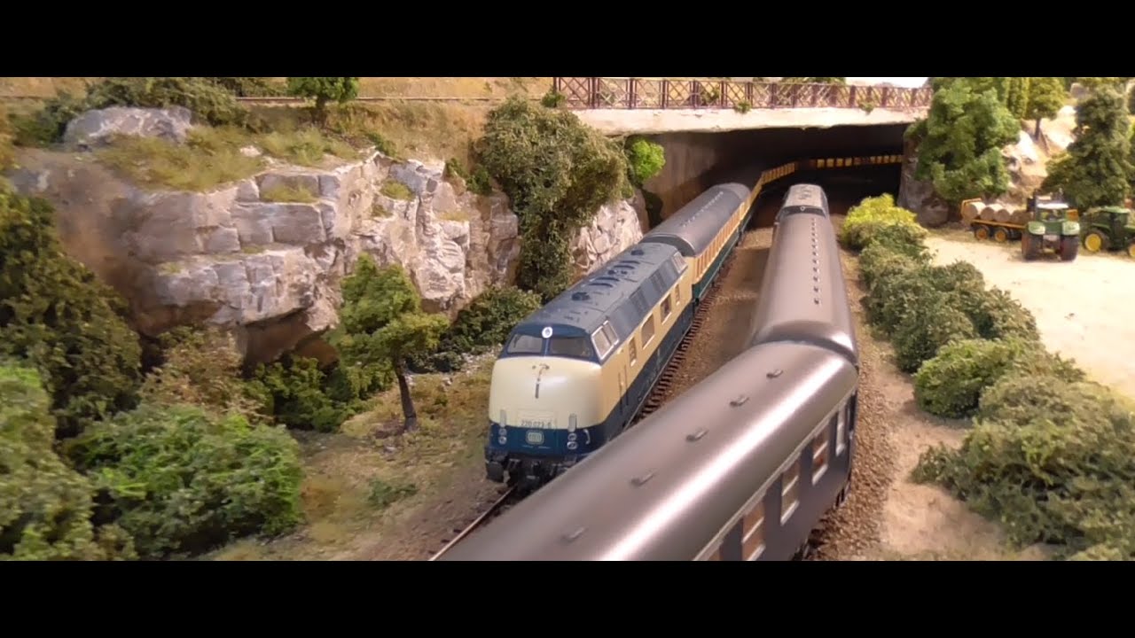 Roco V200, BR220 und Piko BR220 Fahrvideo zum Entspannen