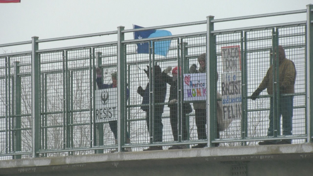 Snow or Shine, Highway 252 Bridge Demonstrators Share Message