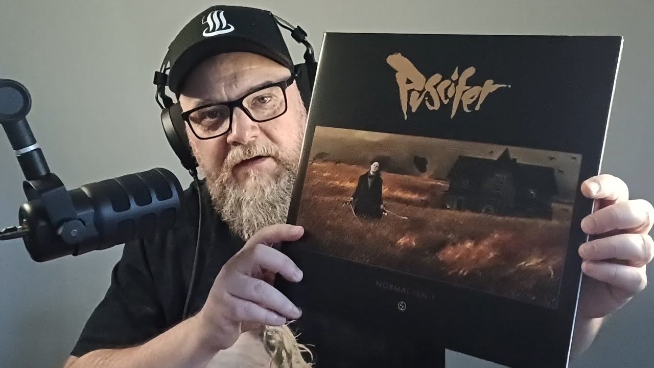 PUSCIFER - NORMAL ISN'T | recenzja