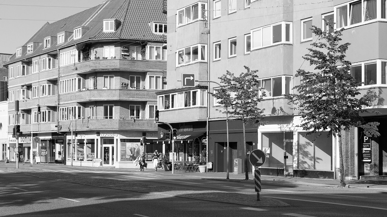 Aalborg [Deep House] Cities #831